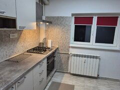 Berceni, C-tin Brancoveanu metrou, McDonalds